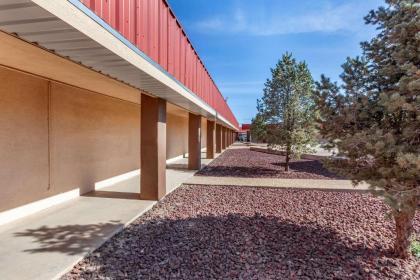 Econo Lodge Clovis - image 8