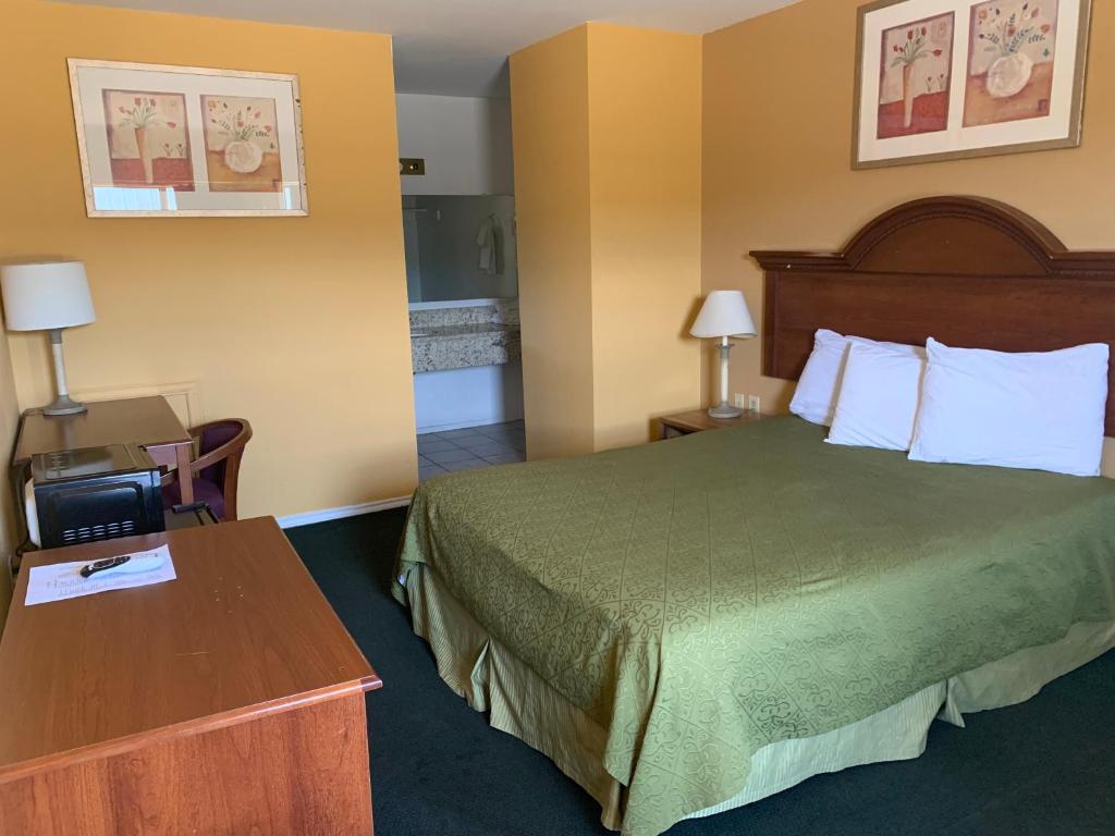 La Vista Inn - image 6