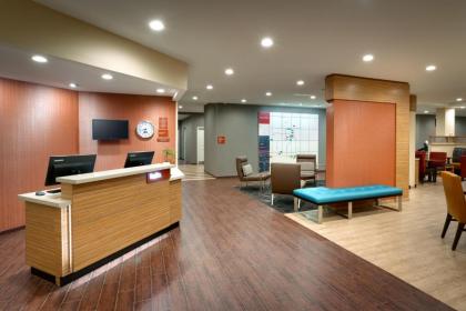 TownePlace Suites by Marriott Clovis - image 9
