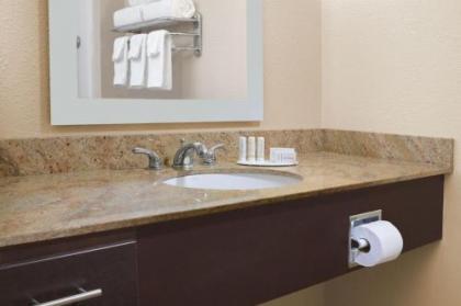 TownePlace Suites by Marriott Lake Jackson Clute - image 13