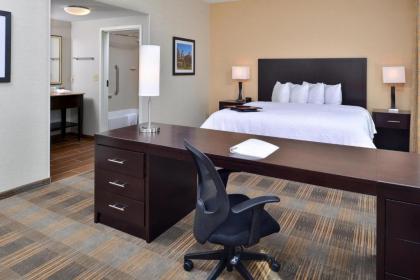Hampton Inn & Suites California University-Pittsburgh - image 12