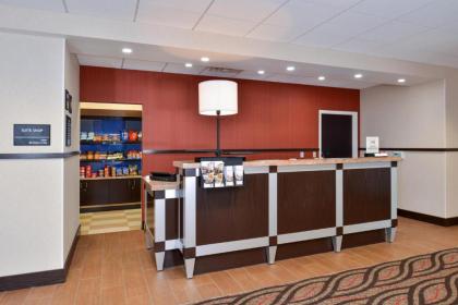 Hampton Inn & Suites California University-Pittsburgh - image 8