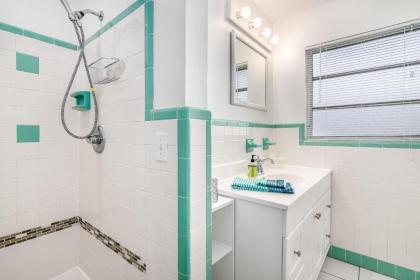 Sandy's Place - image 5