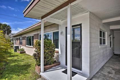Cocoa Beach Home Walk to Ocean and Attractions - image 4