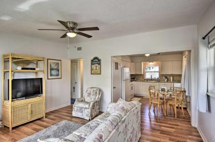 Cocoa Beach Home Walk to Ocean and Attractions - image 8