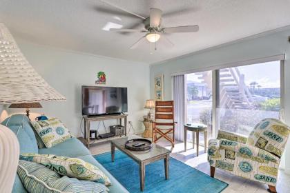 Cozy Escape at Waterfront Cocoa Beach Complex - image 4