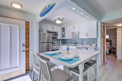 Cozy Escape at Waterfront Cocoa Beach Complex - image 8