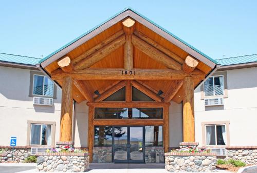 Cody Legacy Inn & Suites - main image