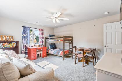 Walnut Avenue Getaway - image 8