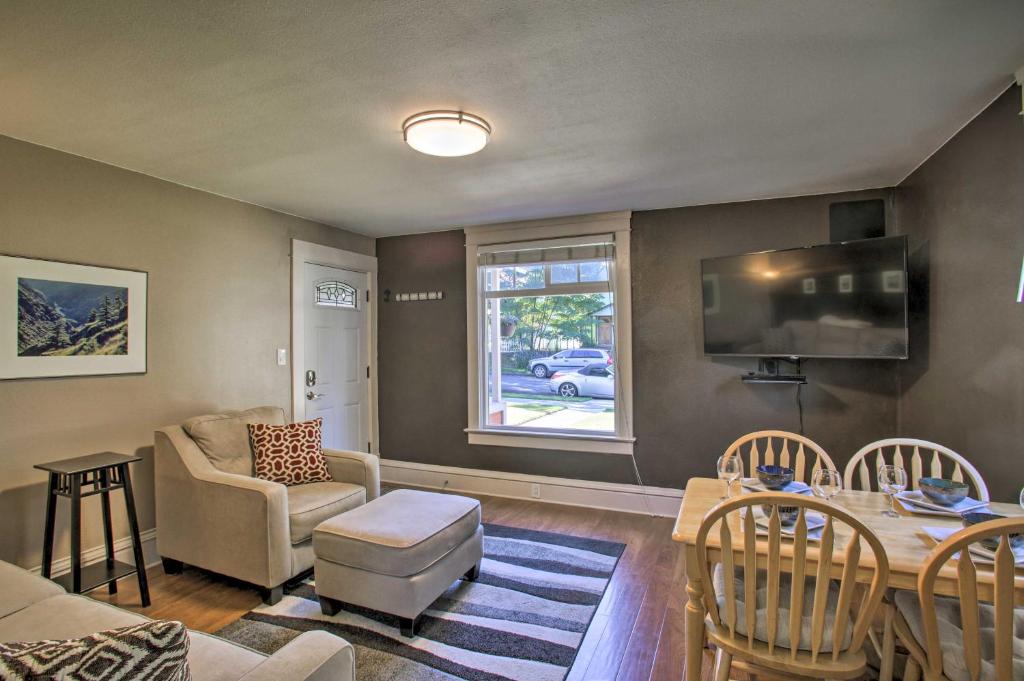 Lookout Tower Downtown Home Walkable Location! - main image