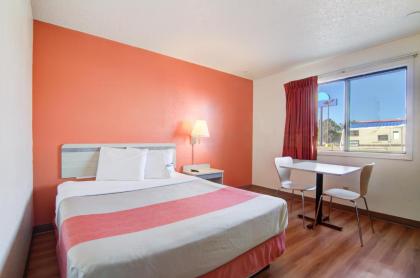 Motel 6-Colby KS - image 12