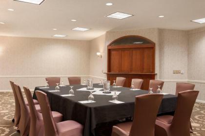 Hampton Inn Burlington - Colchester - image 15