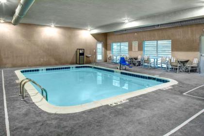 Holiday Inn Express & Suites Coldwater an IHG Hotel - image 9