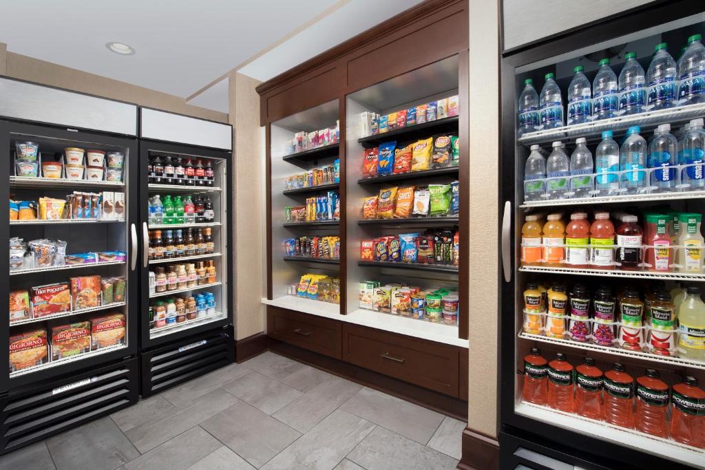 Embassy Suites Atlanta - Airport - image 6