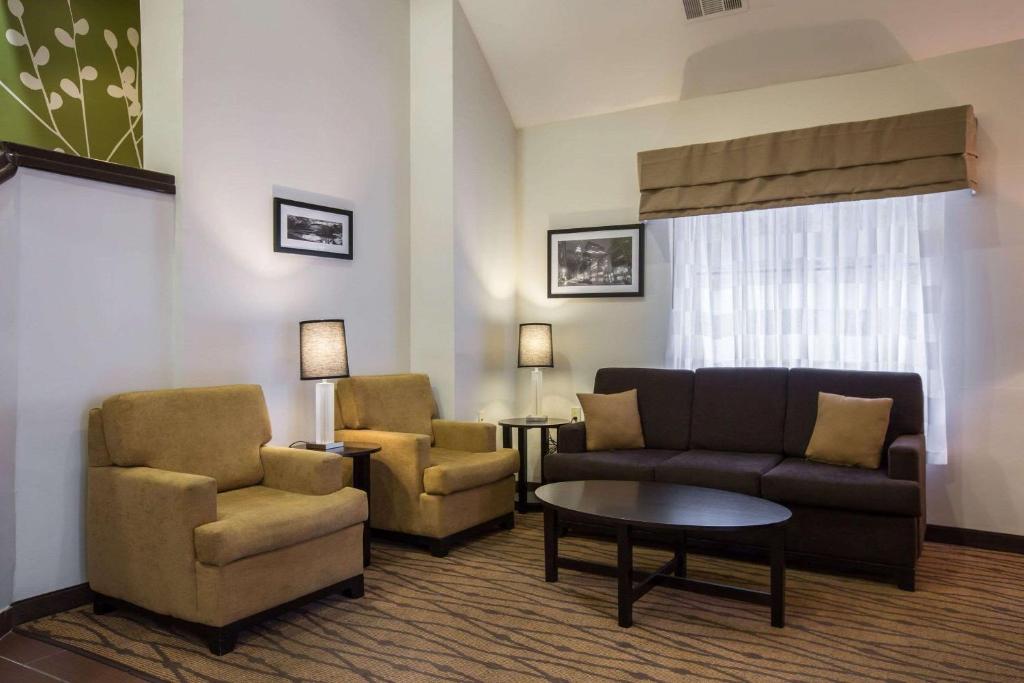 Sleep Inn Atlanta Airport - image 2