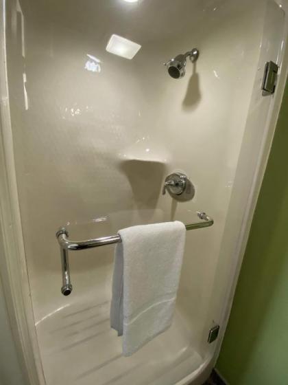 Sleep Inn Atlanta Airport - image 20