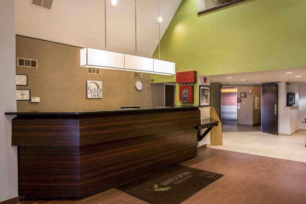 Sleep Inn Atlanta Airport - image 7