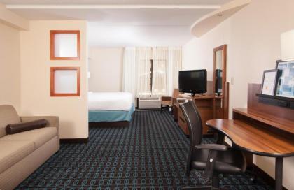 Fairfield Inn and Suites Atlanta Airport South/Sullivan Road - image 17