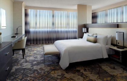 Atlanta Airport Marriott - image 11