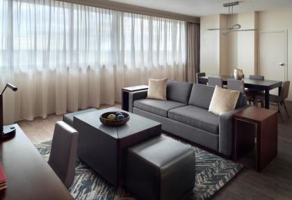 Atlanta Airport Marriott - image 15