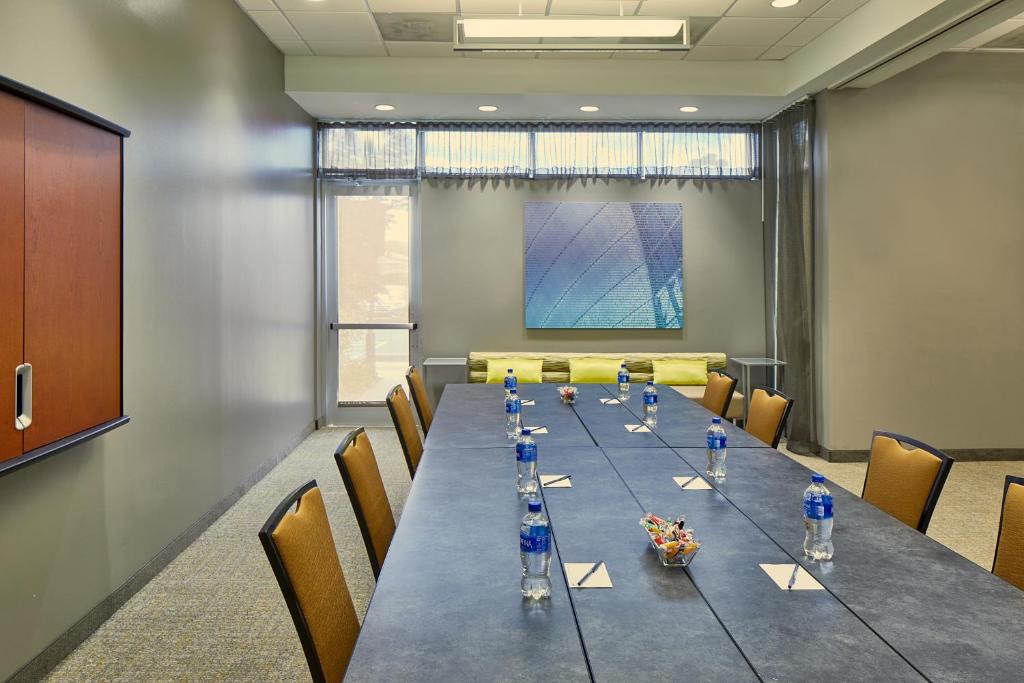 SpringHill Suites by Marriott Atlanta Airport Gateway - image 7