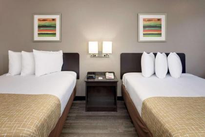 Travelodge by Wyndham College Park - image 15