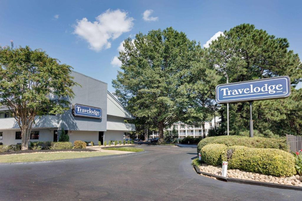 Travelodge by Wyndham College Park - image 7