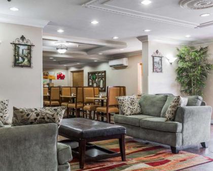 Quality Inn & Suites Atlanta Airport South - image 5