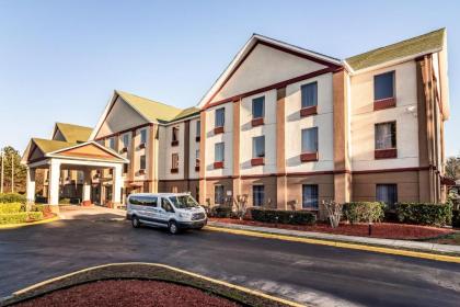 Red Roof PLUS+ & Suites Atlanta Airport South - image 3
