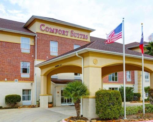 Comfort Suites University Drive - main image