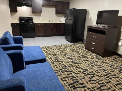 Days Inn  Suites by Wyndham Collierville Germantown Area Collierville