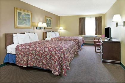 Days Inn by Wyndham Collinsville - image 13
