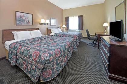 Days Inn by Wyndham Collinsville - image 7