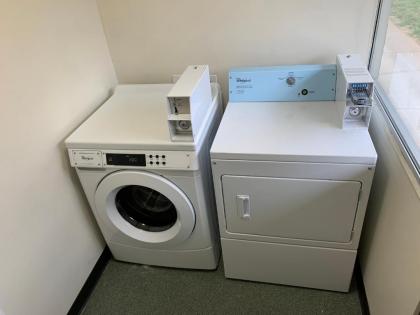 Americas Best Value Inn - Collinsville / St. Louis - image 3