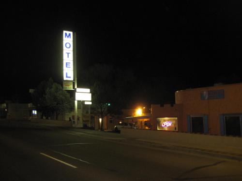 True North Motel - main image