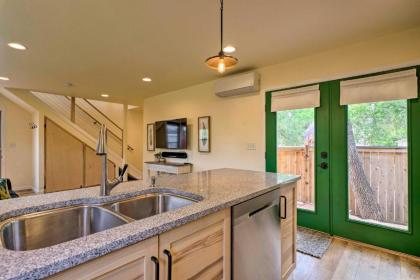 Updated Home with Patio Walk to Shops and Dining - image 9