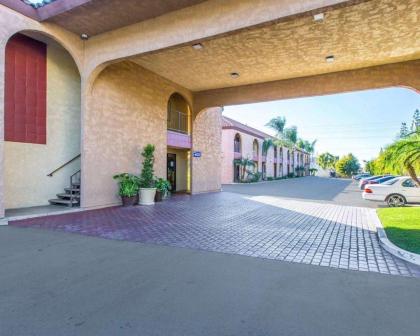 Rodeway Inn & Suites Colton-Riverside - image 13