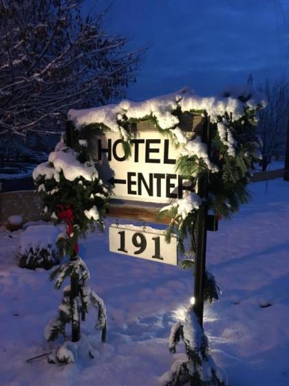 Colts Neck Inn Hotel - image 8