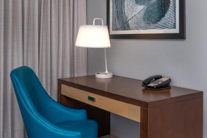 DoubleTree by Hilton Columbia - image 11