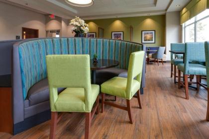 Drury Plaza Hotel Columbia East - image 4