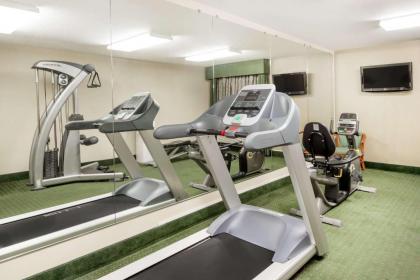 Ramada by Wyndham Columbia - image 15
