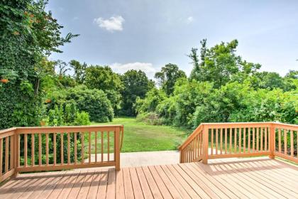Historic Gem with Front Porch - Walk to Town Square! - image 10