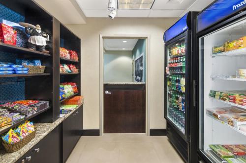 Hampton Inn Columbia I-20-Clemson Road - image 4