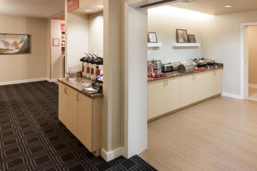 TownePlace Suites Columbia Southeast / Fort Jackson - image 4