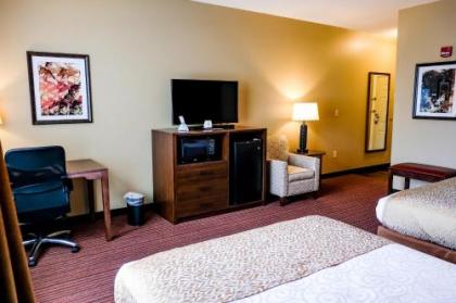 Best Western Plus Dutch Haus Inn and Suites - image 10