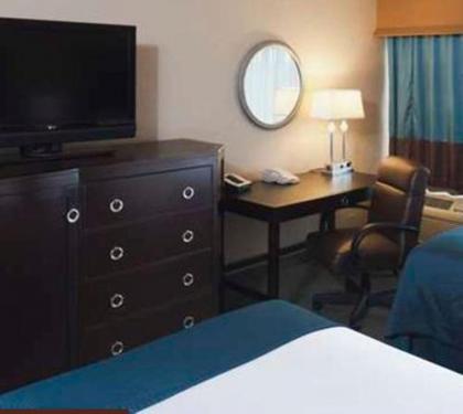 DoubleTree by Hilton Columbus - image 2