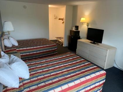 Days Inn by Wyndham Columbus IN - image 5