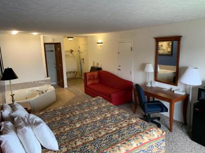 Days Inn by Wyndham Columbus IN - image 8