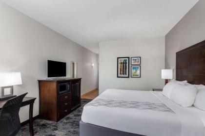 La Quinta by Wyndham Columbus - Edinburgh - image 13