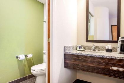 Sleep Inn & Suites Columbus - image 10